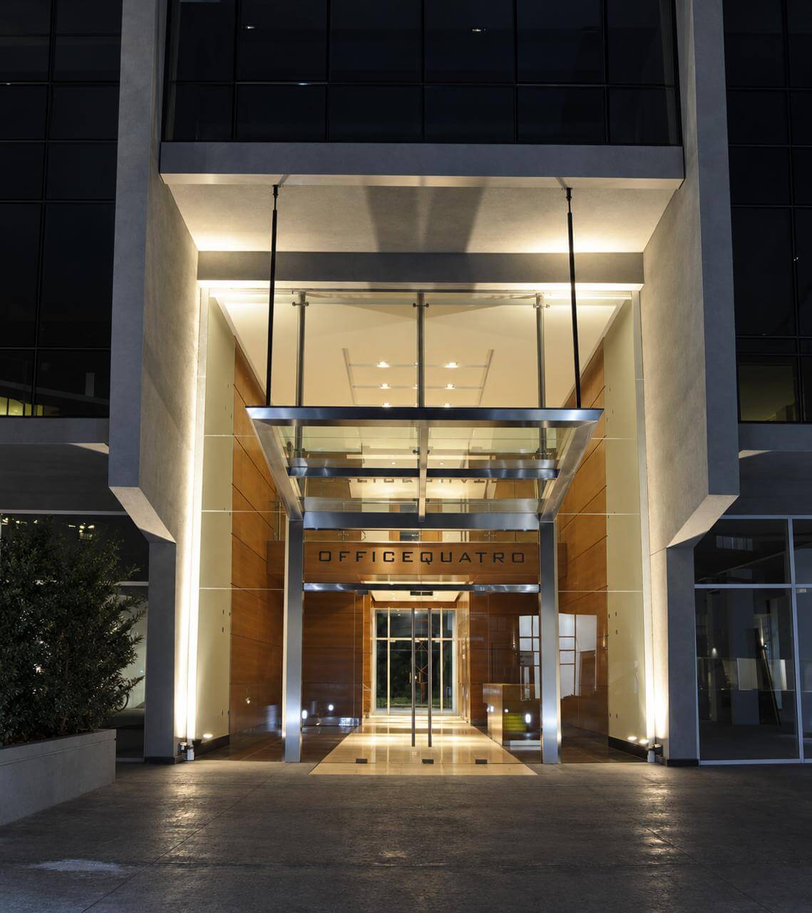 Proyecto de iluminación Office Quatro en Pilar